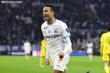 “马赛大腿”想要重回英格兰：解决困扰的曼联弃将，仍有广阔未来