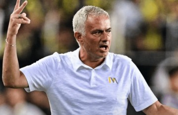 恭喜穆里尼奥!7亿豪门成大热!联手23球5助巨星,瓜帅嗅到不安