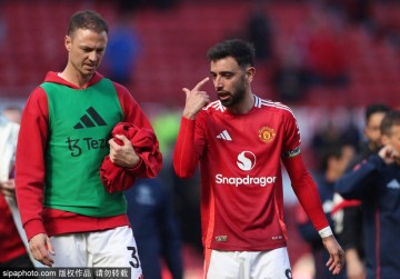 比赛日：巴萨读秒绝杀折莱万 曼联遭狼队双杀携手保级